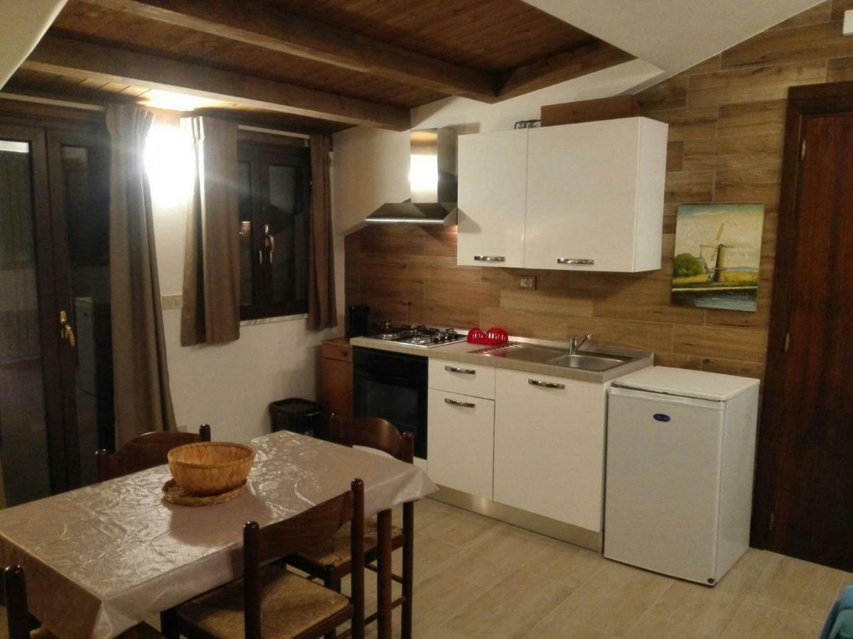 Villa Marysa Studio Apartment Giardini Naxos Ngoại thất bức ảnh