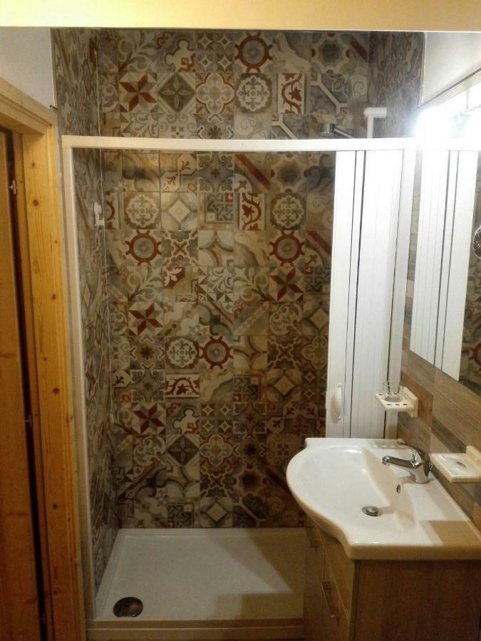 Villa Marysa Studio Apartment Giardini Naxos Ngoại thất bức ảnh