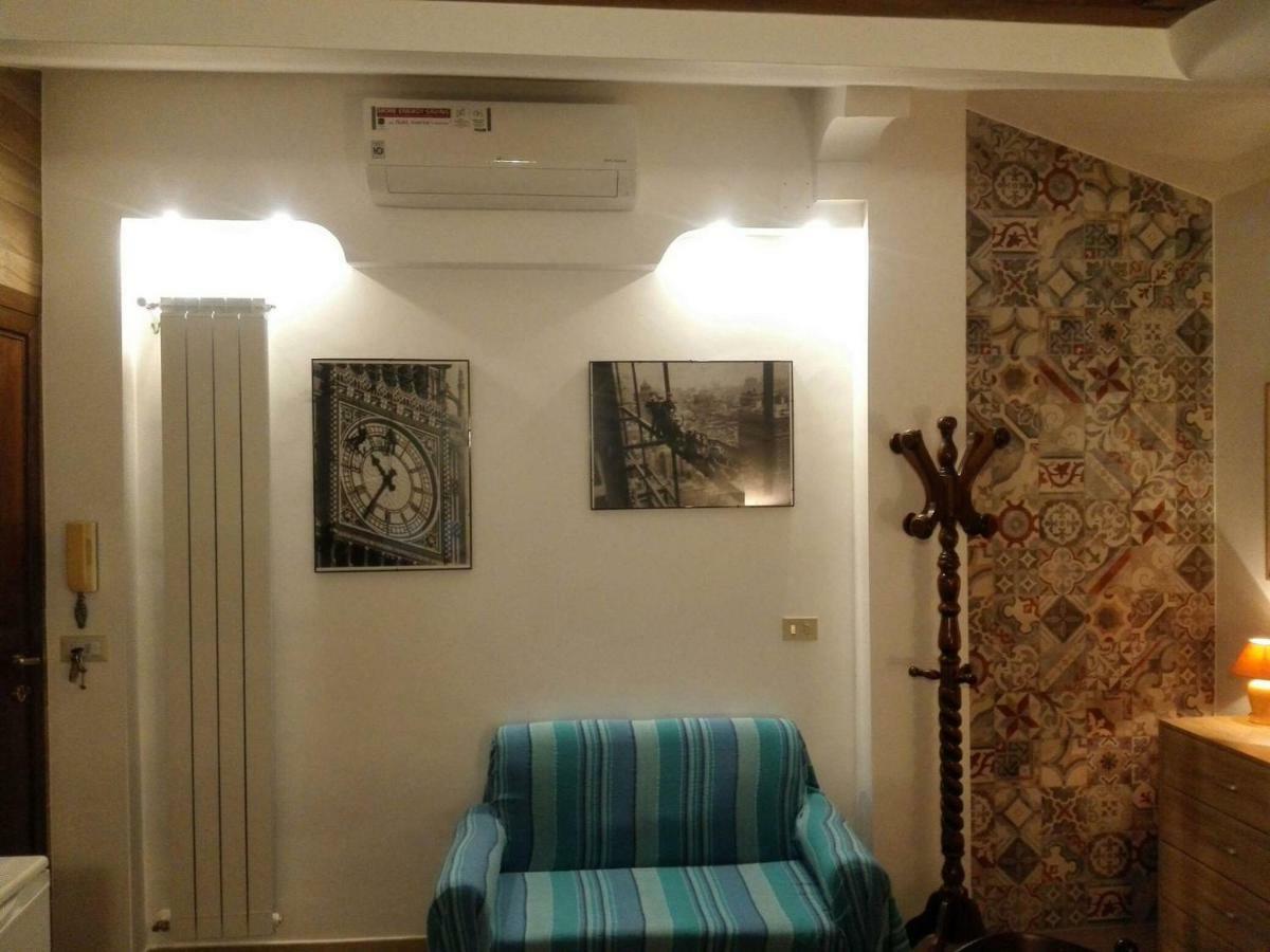 Villa Marysa Studio Apartment Giardini Naxos Ngoại thất bức ảnh