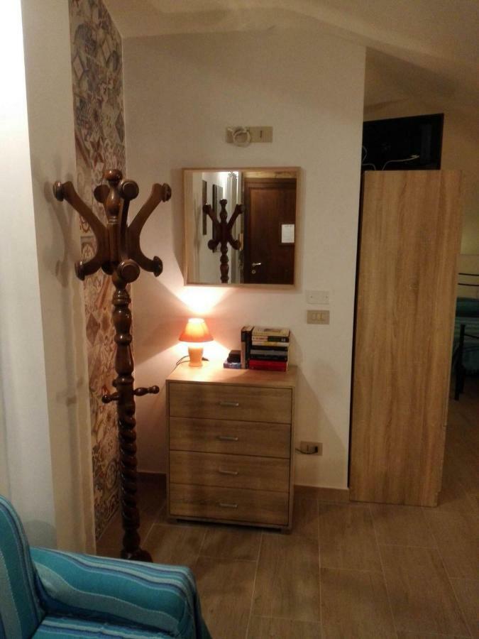 Villa Marysa Studio Apartment Giardini Naxos Ngoại thất bức ảnh