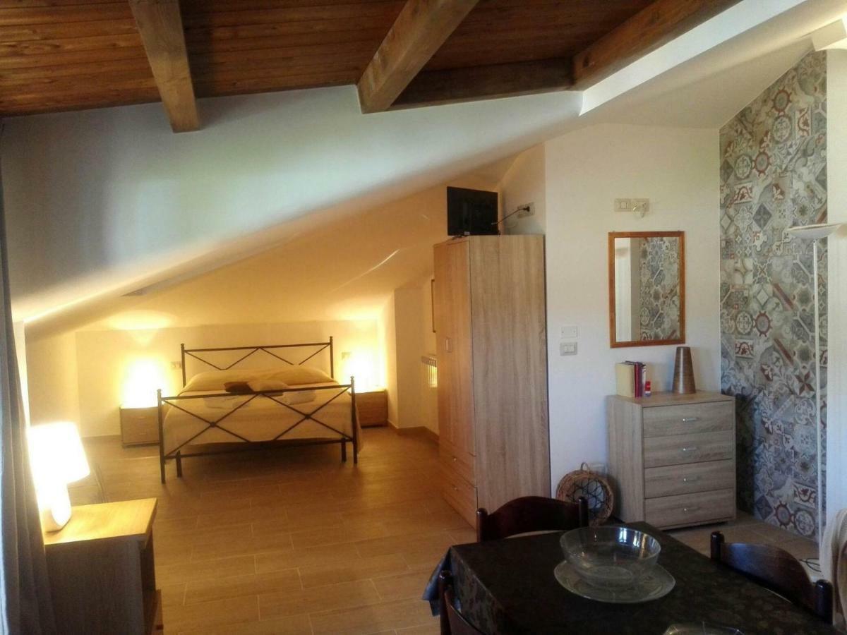 Villa Marysa Studio Apartment Giardini Naxos Ngoại thất bức ảnh